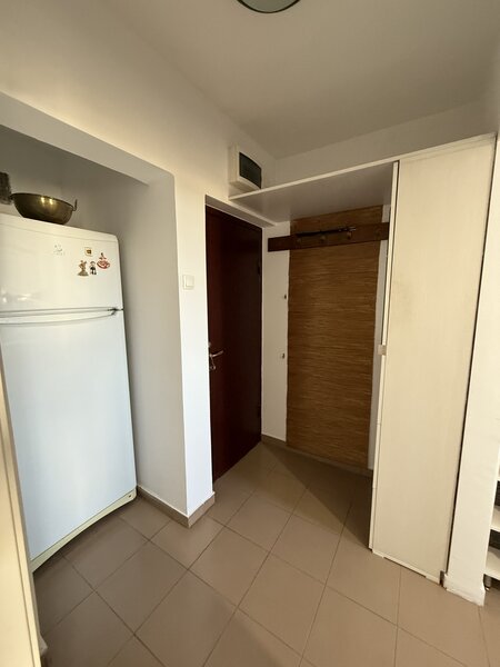 Drumul Taberei, metrou Favorit,