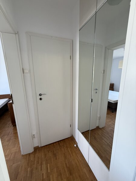 Drumul Taberei, metrou Favorit,