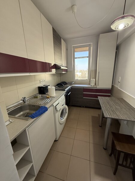 Drumul Taberei, metrou Favorit,