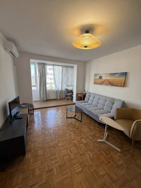 Drumul Taberei, metrou Favorit,