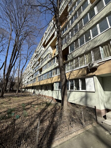 Drumul Taberei, metrou Favorit,